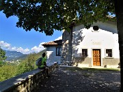 66 Ci godiamo un po' d'ombra e di fresco 